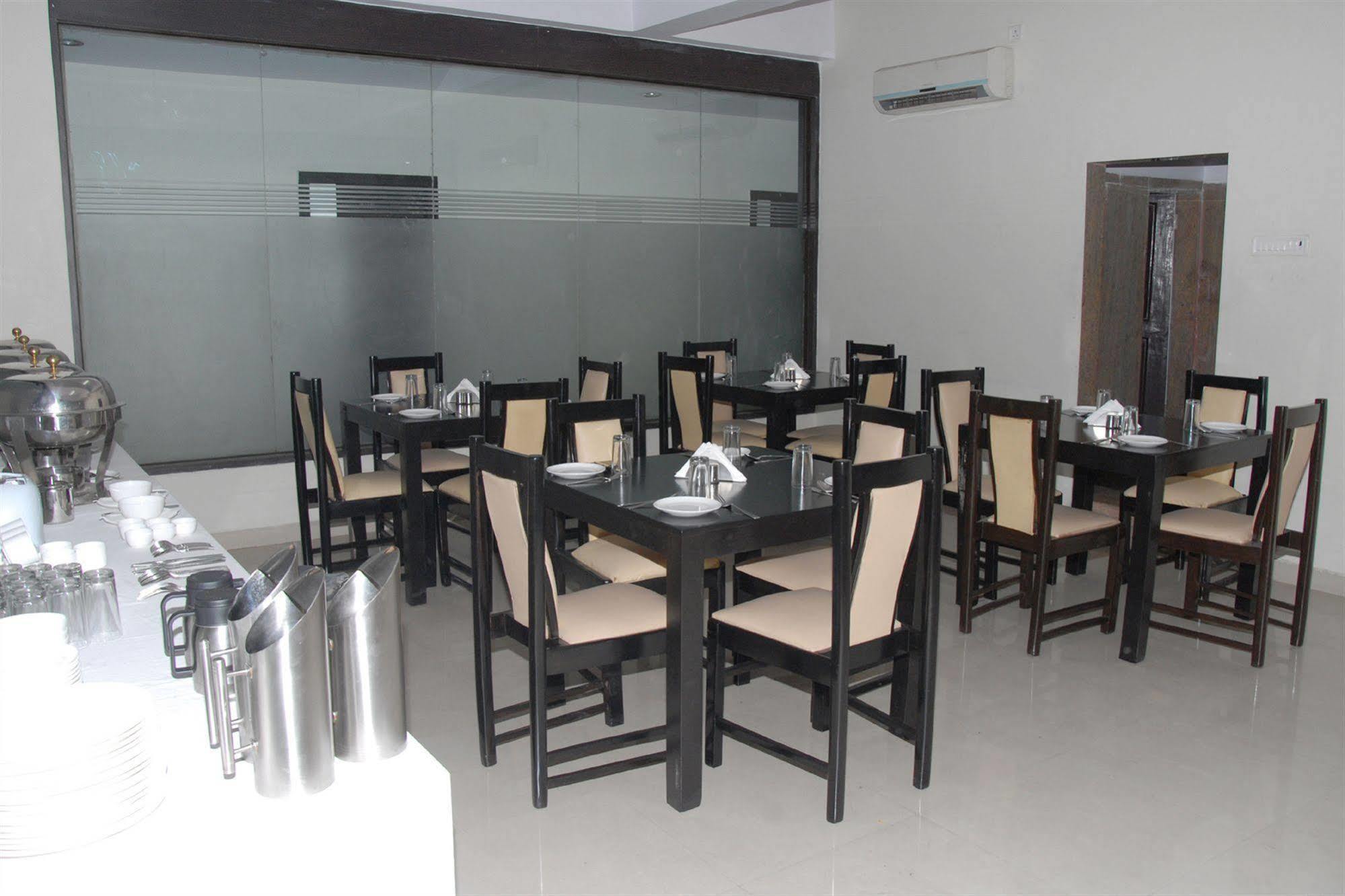 Hotel Enzo International Bangalore Exterior photo